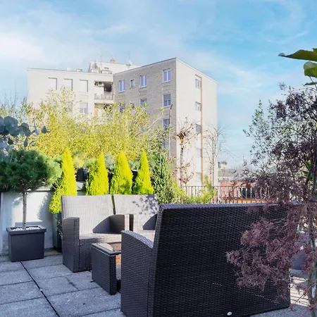 Apartment Amazing In San Babila Milan
